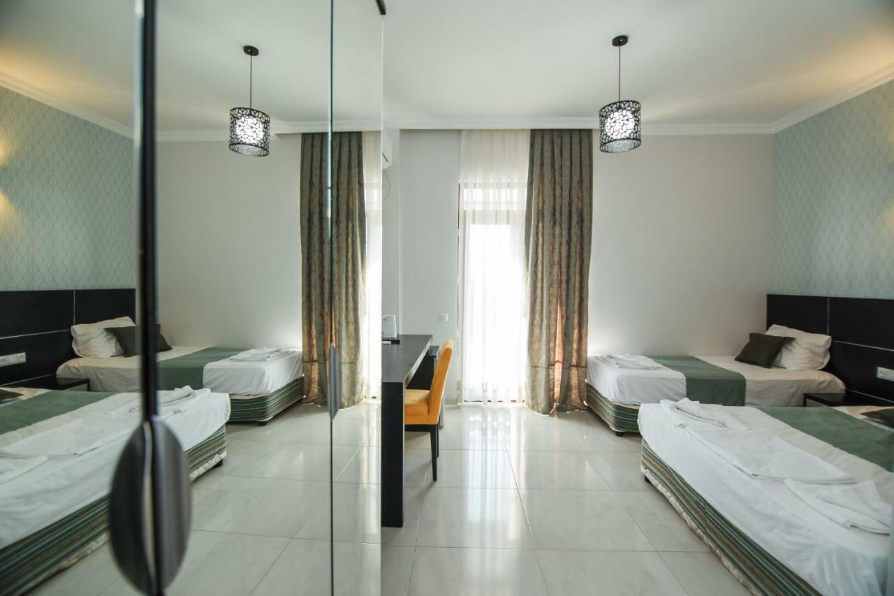 Bude Gonio Bagian luar foto